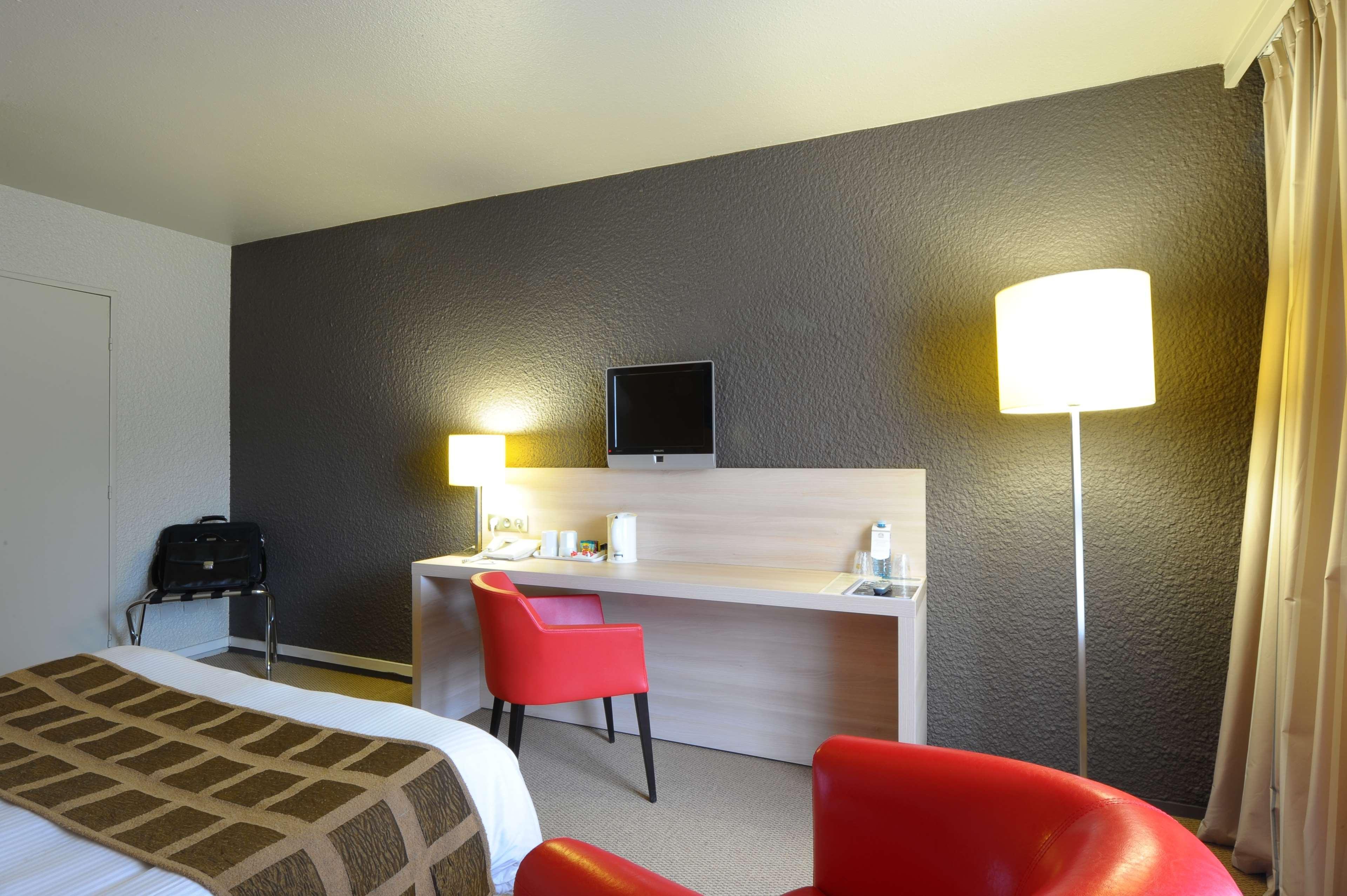 Best Western Porte Du Forez Andrezieux-Boutheon Bagian luar foto